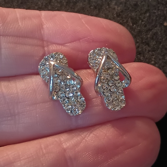 SOLD OUT - Picture 13 of 13